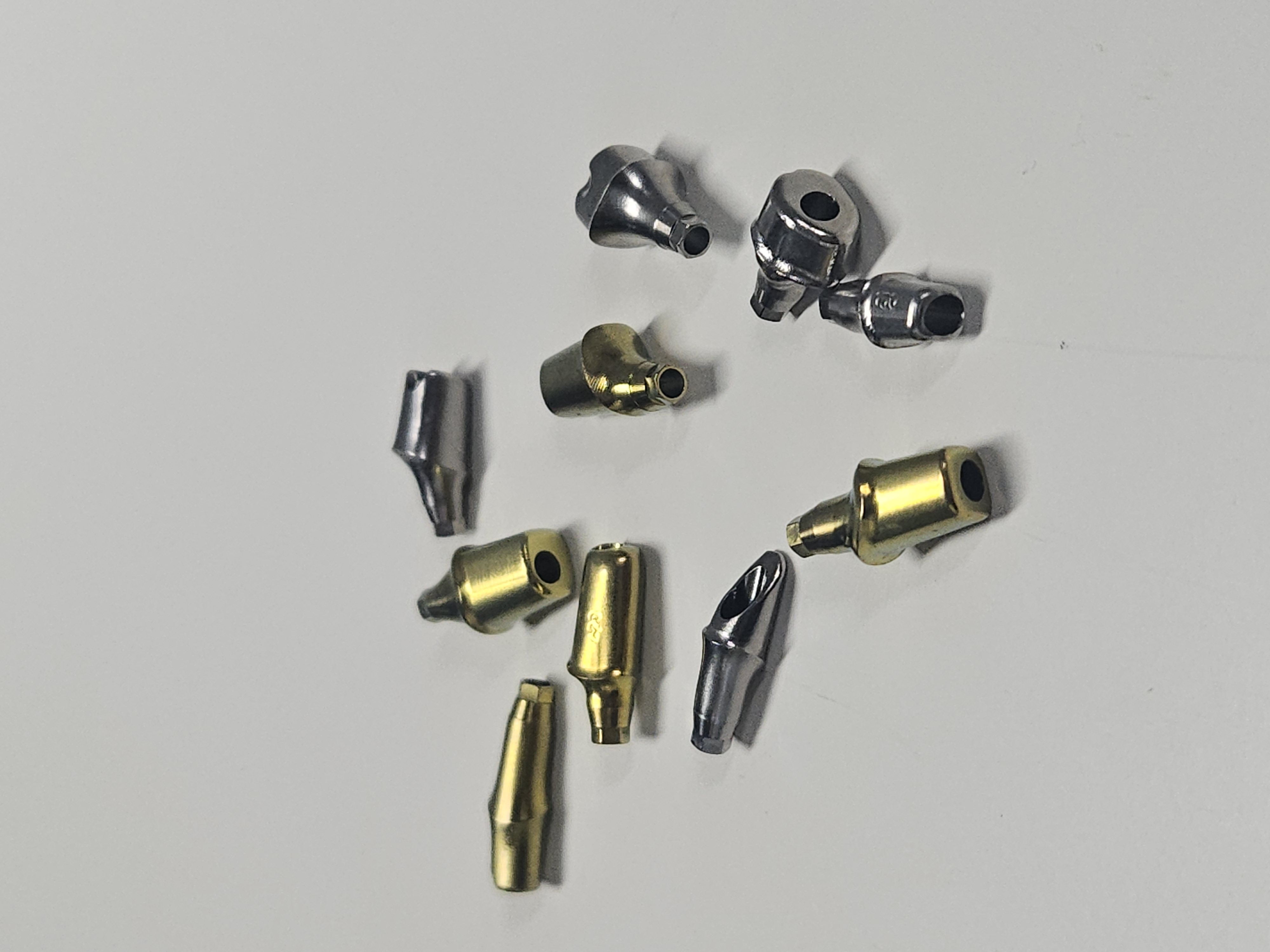 커스텀 어버트먼트 상세